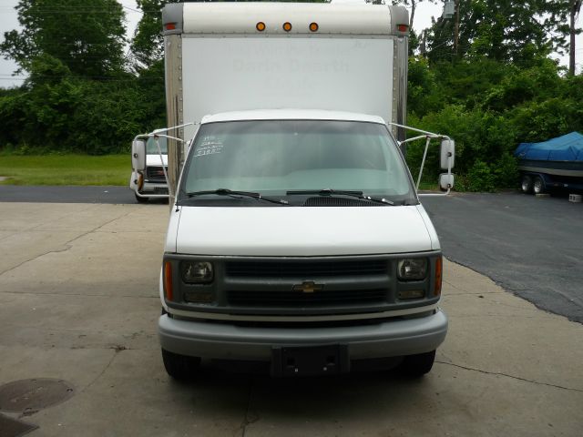 Chevrolet G3500 1998 photo 7