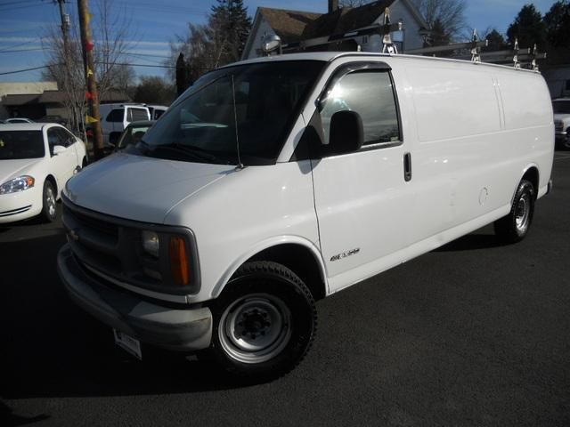 Chevrolet G3500 AWD V6 LS Passenger Van