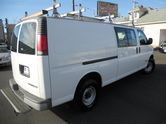 Chevrolet G3500 1998 photo 4