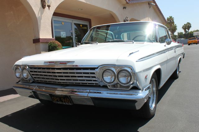 Chevrolet Impala 1962 photo 4