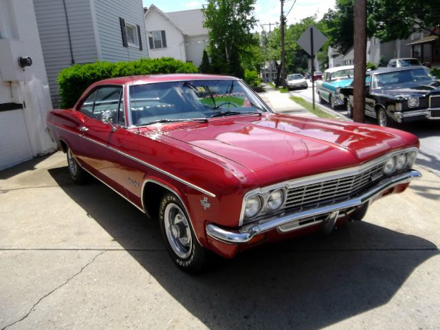 Chevrolet Impala 1966 photo 4