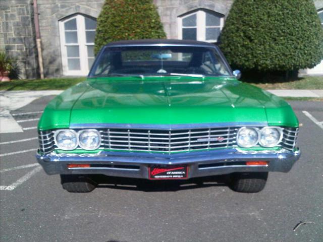 Chevrolet Impala 4dr Sdn Auto (natl) Hatchback Classic/Custom