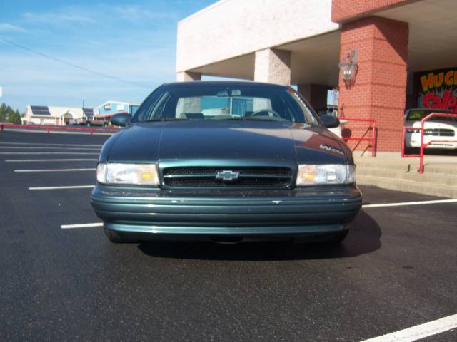 Chevrolet Impala 1995 photo 2