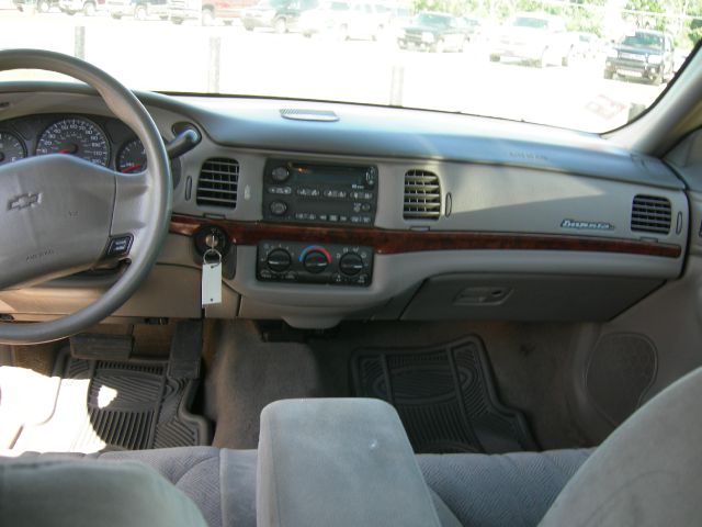 Chevrolet Impala 2000 photo 4