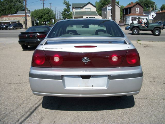 Chevrolet Impala 2000 photo 5