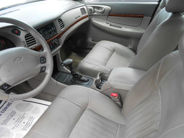 Chevrolet Impala 2000 photo 3