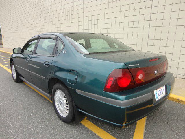 Chevrolet Impala 2000 photo 2