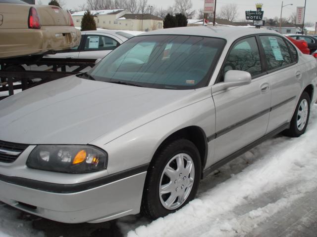 Chevrolet Impala Base Sedan