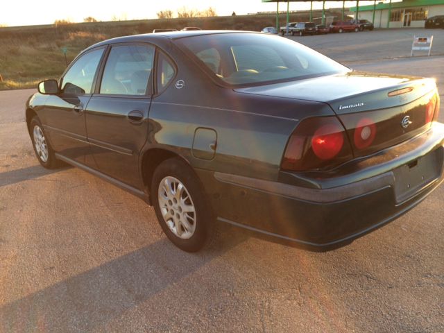 Chevrolet Impala Base Sedan