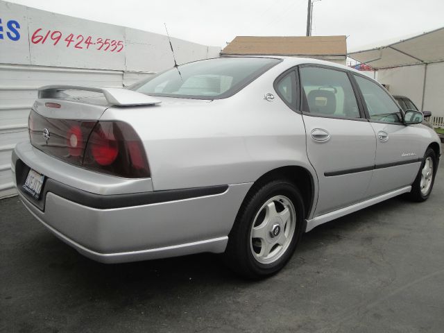 Chevrolet Impala 2001 photo 4