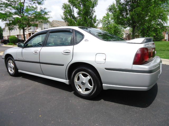 Chevrolet Impala 2001 photo 3