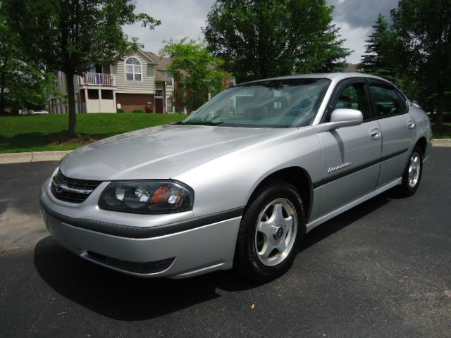 Chevrolet Impala 2001 photo 4