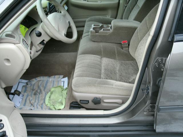 Chevrolet Impala 2001 photo 2