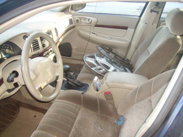 Chevrolet Impala 2001 photo 3