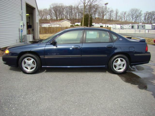 Chevrolet Impala 2001 photo 2