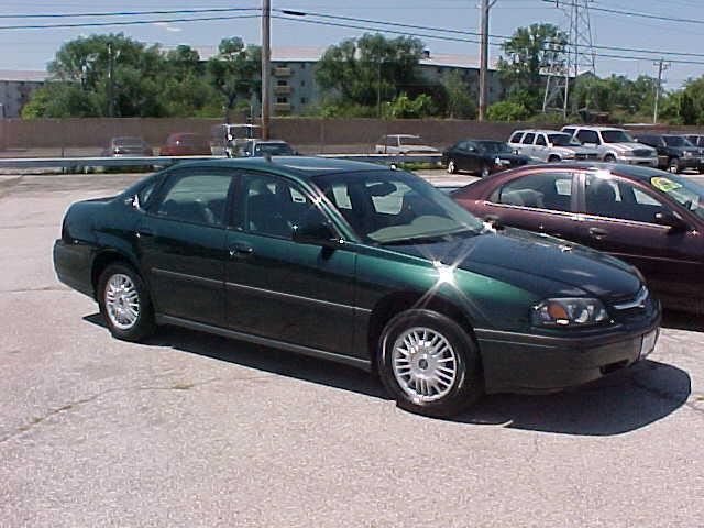 Chevrolet Impala Base Sedan