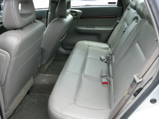 Chevrolet Impala 2002 photo 15