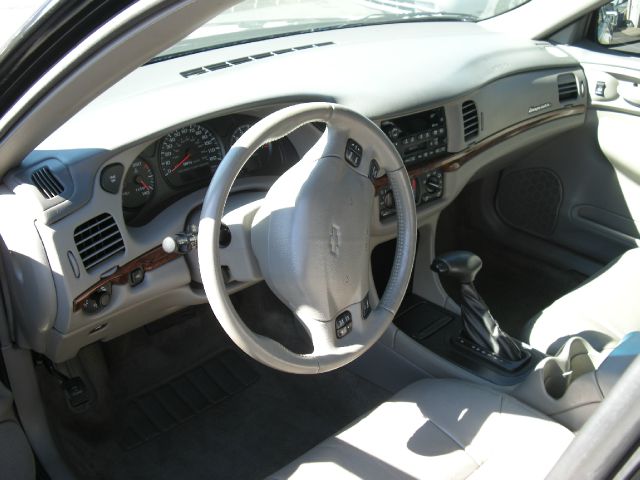 Chevrolet Impala 2002 photo 3