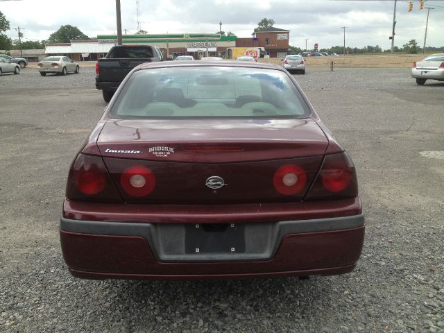 Chevrolet Impala Base Sedan