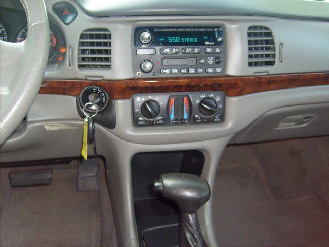 Chevrolet Impala 2003 photo 18