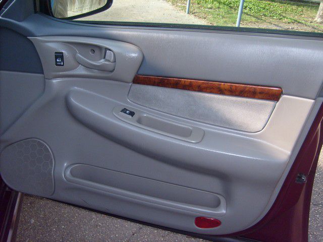 Chevrolet Impala 2003 photo 2