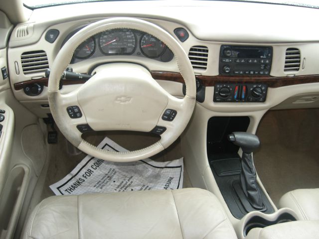 Chevrolet Impala Touring W/nav.sys Sedan