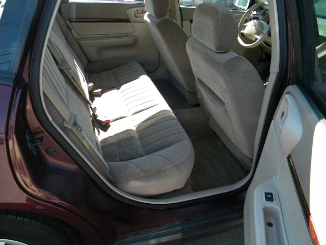 Chevrolet Impala 2003 photo 17