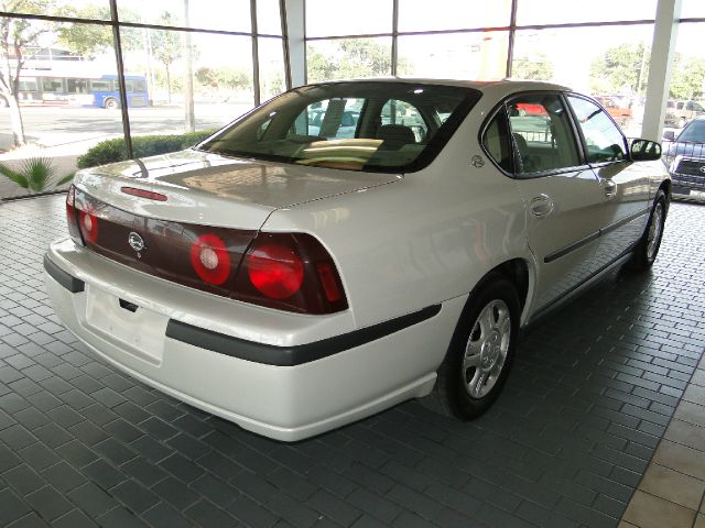 Chevrolet Impala 2003 photo 2