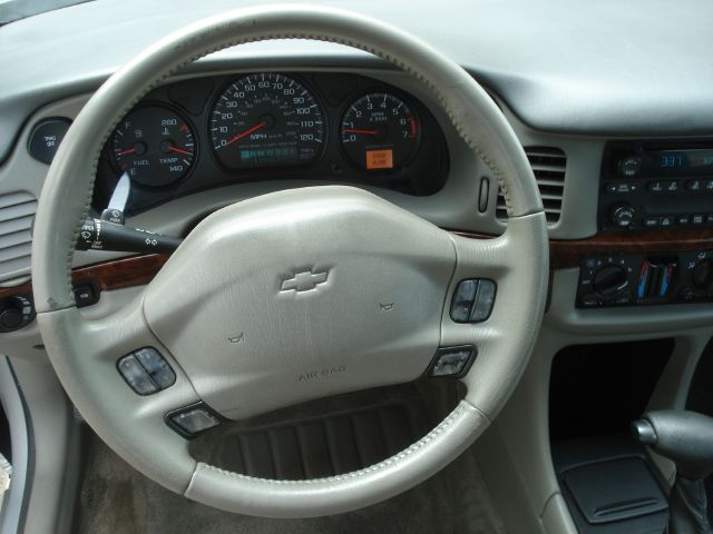 Chevrolet Impala 2003 photo 10