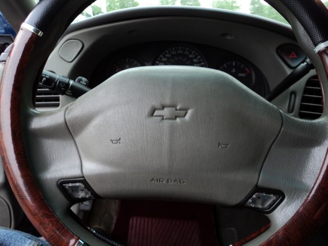 Chevrolet Impala 2003 photo 3