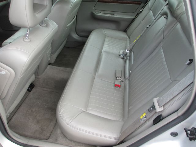 Chevrolet Impala 2003 photo 2