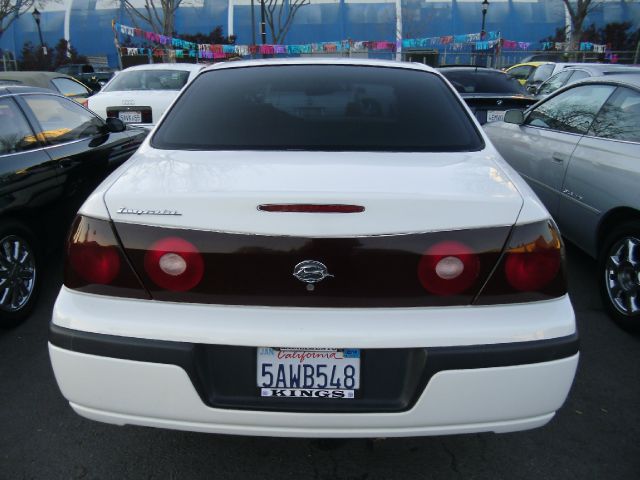 Chevrolet Impala 2003 photo 2