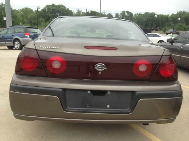 Chevrolet Impala 2003 photo 2