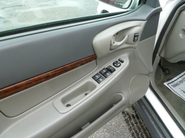 Chevrolet Impala 2003 photo 11