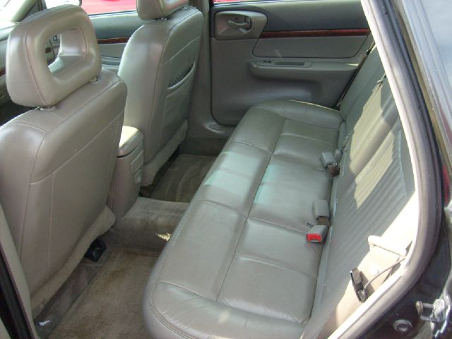 Chevrolet Impala 2003 photo 15