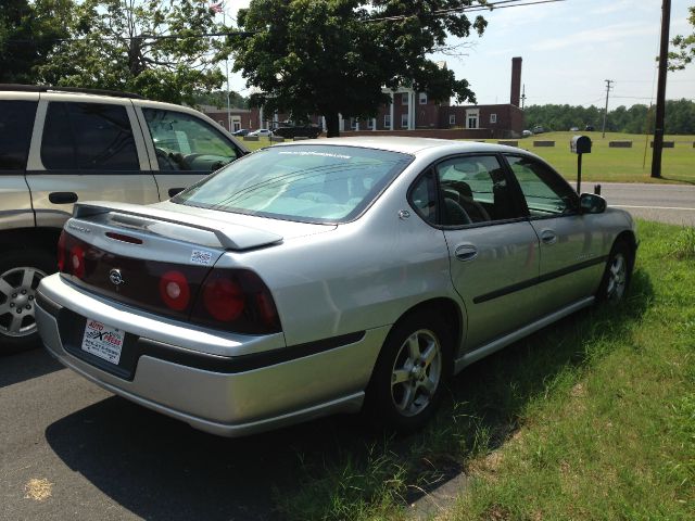 Chevrolet Impala 2003 photo 3