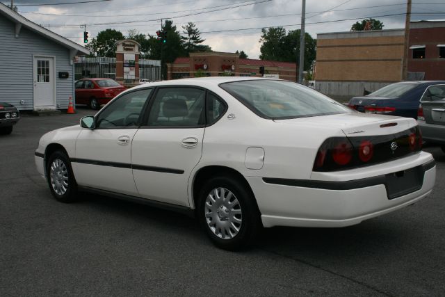 Chevrolet Impala 2004 photo 2