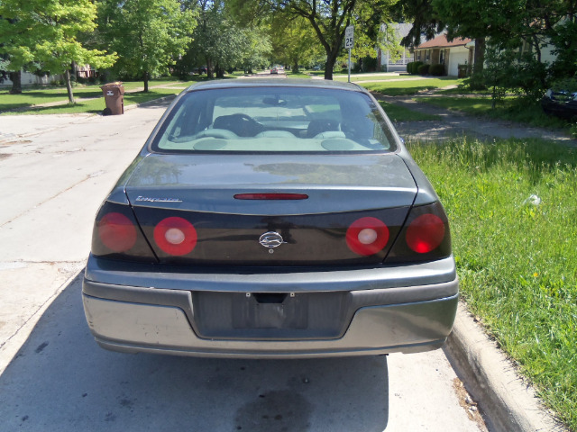 Chevrolet Impala 2004 photo 2