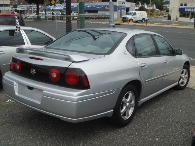 Chevrolet Impala 2004 photo 4