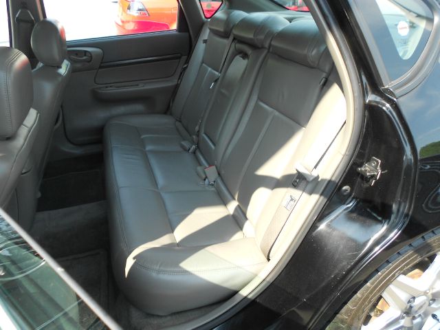 Chevrolet Impala 2004 photo 2