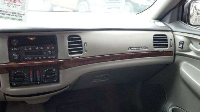 Chevrolet Impala 2004 photo 3