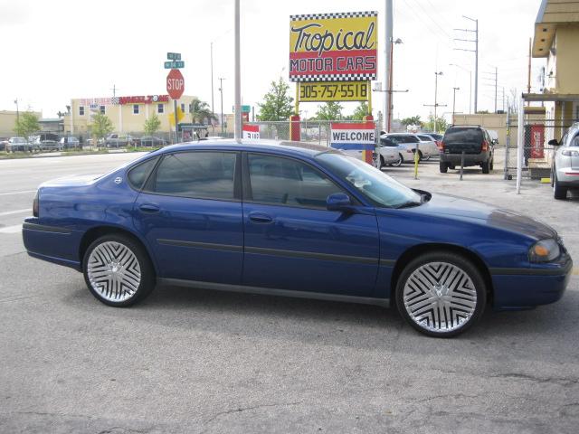 Chevrolet Impala Base Sedan