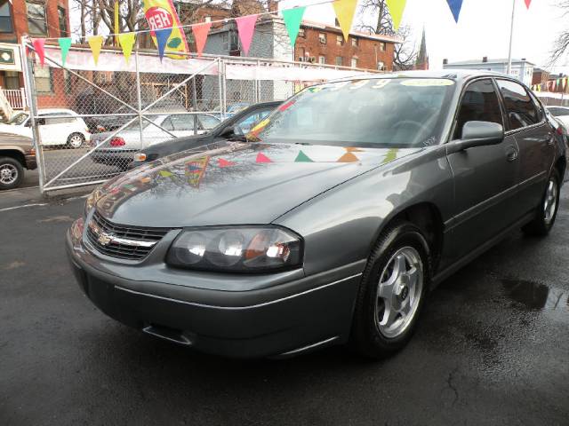 Chevrolet Impala Base Sedan