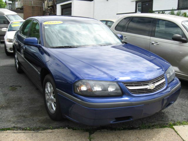 Chevrolet Impala Base Sedan