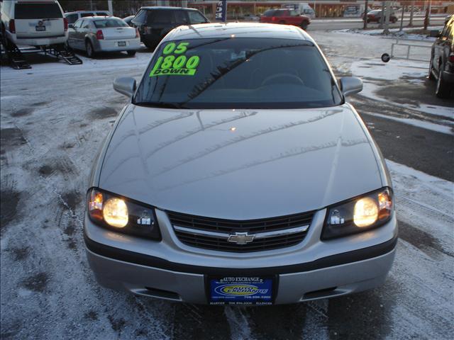 Chevrolet Impala Base Sedan