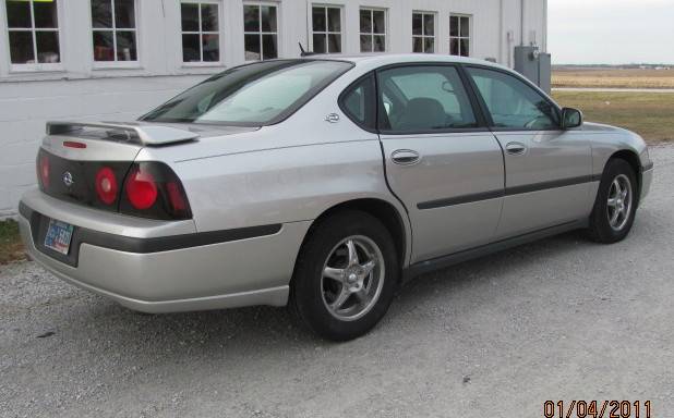 Chevrolet Impala Base Sedan