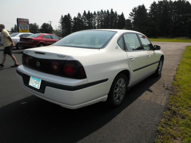 Chevrolet Impala Base Sedan