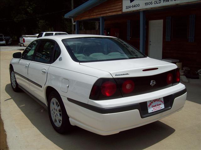 Chevrolet Impala Base Sedan