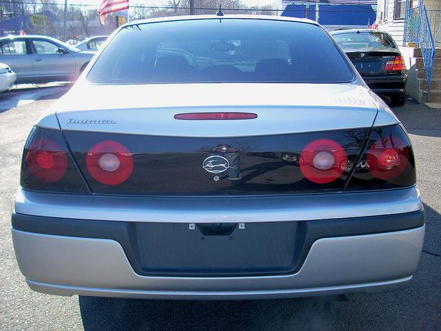 Chevrolet Impala 2005 photo 2