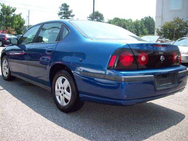 Chevrolet Impala Base Sedan